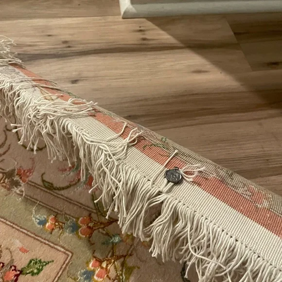 Hand knotted Rug - Picture 4 of 7